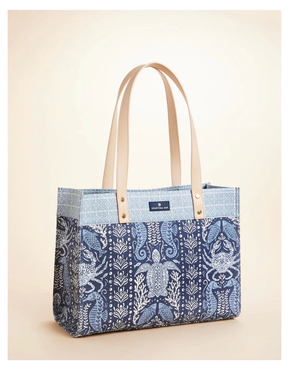 Spartina 449 Hamilton Sea Life Excursion Tote